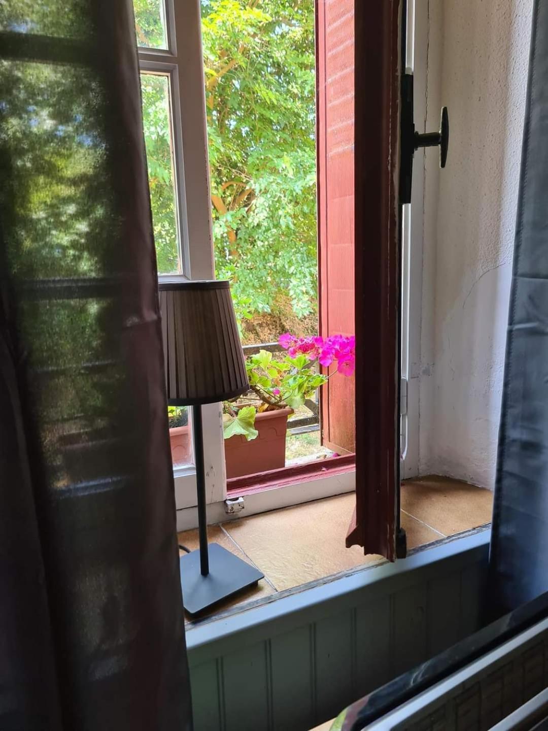 Andersson, Fa Appartement *